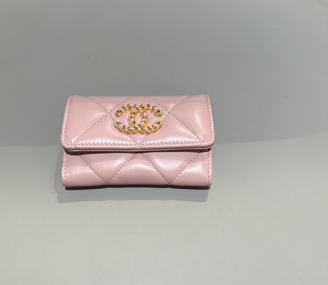 Chanel 19 Carteira Pequena Rosa Hardware Dourado Pele de carneiro