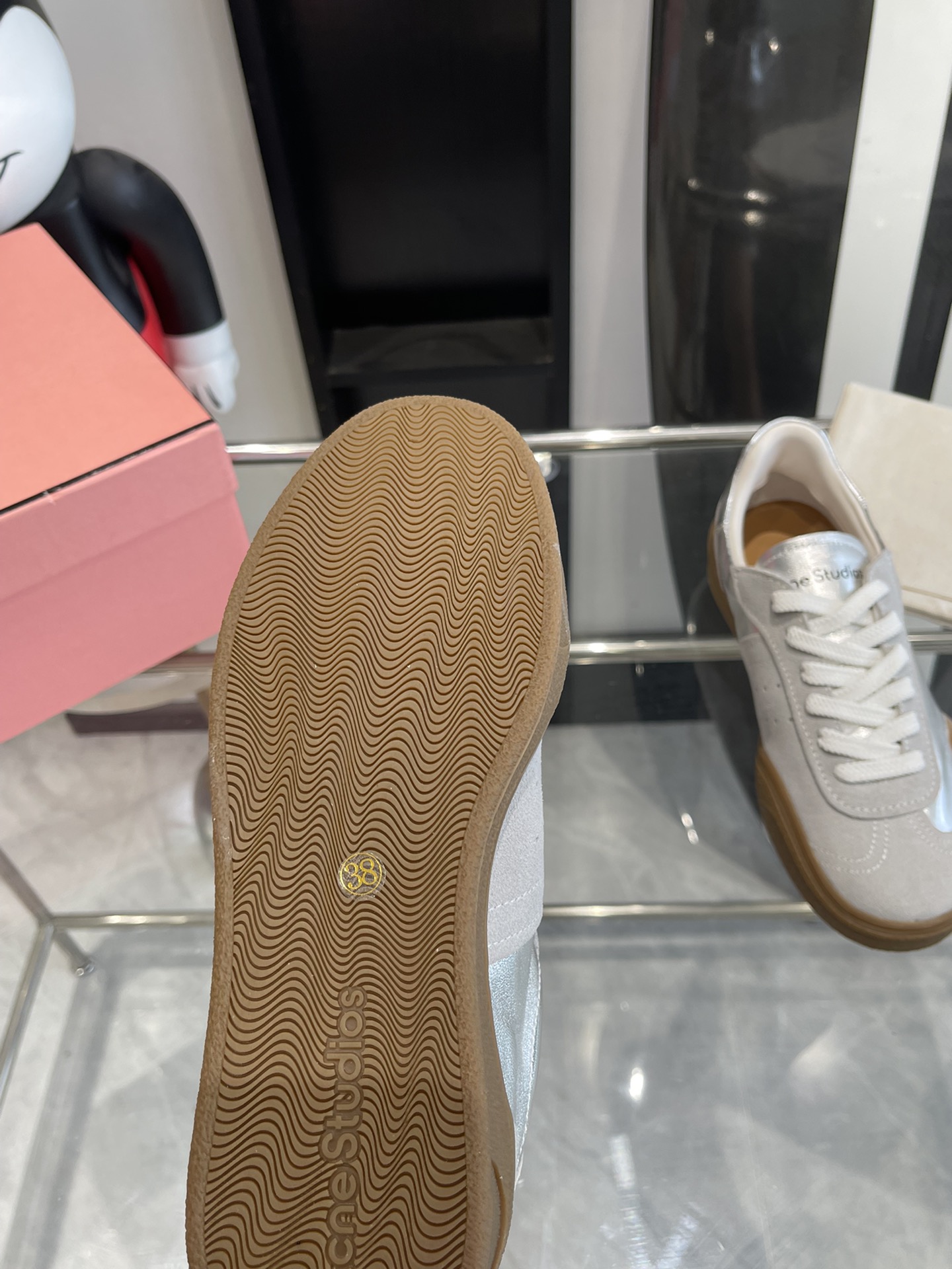 “AcneStudios 2024ss New Stars Tetsu White Sneakers: Leather and Skin Collage Design” - 图片 6