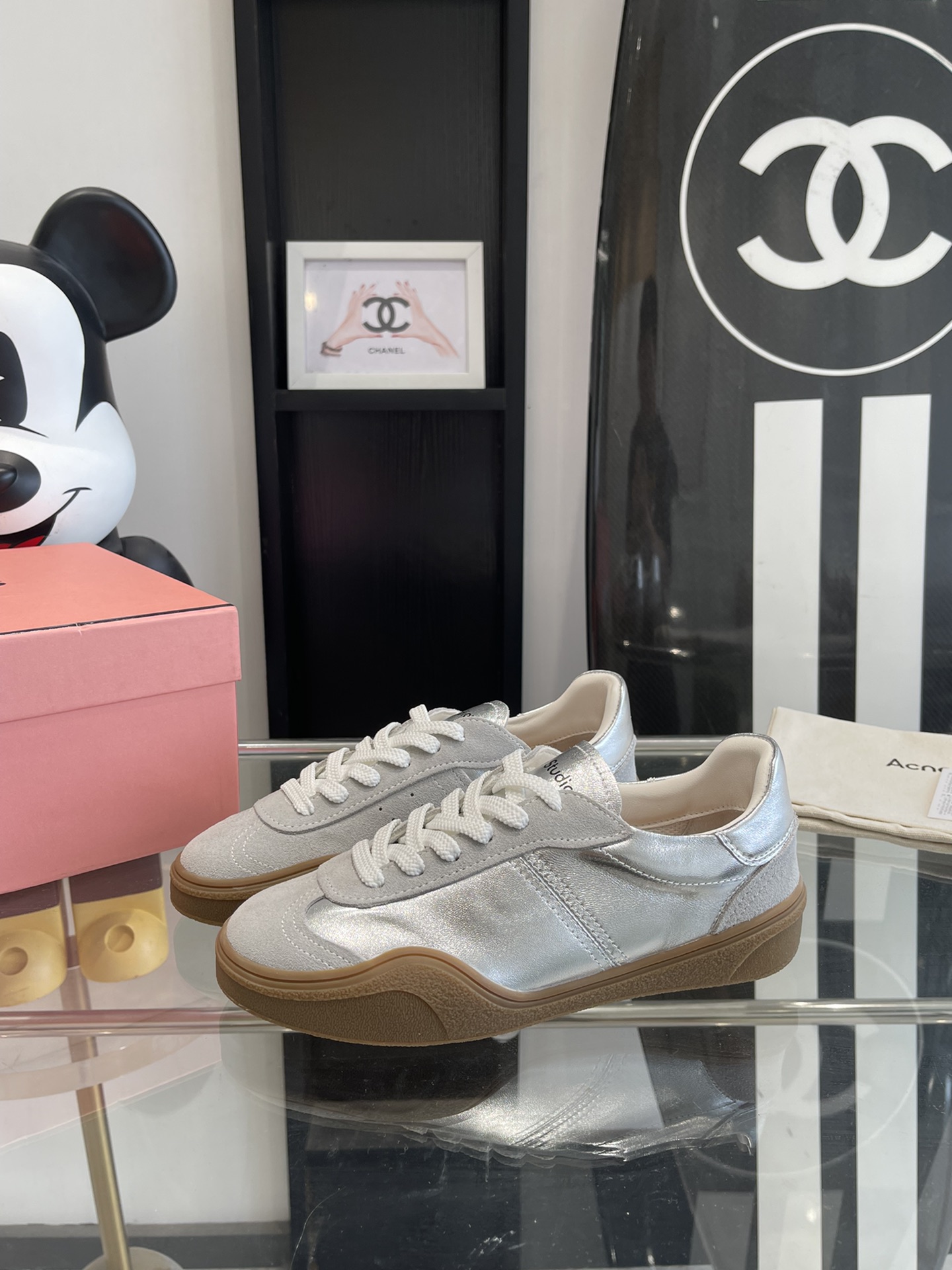“AcneStudios 2024ss New Stars Tetsu White Sneakers: Leather and Skin Collage Design” - 图片 2