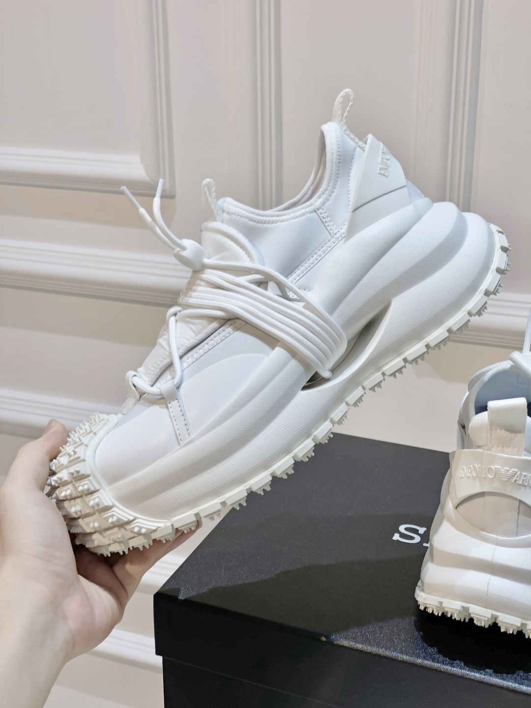 2024 Emporio Armani Men’s Sneakers: Futuristic Urban Style with Air Comfort - 图片 8