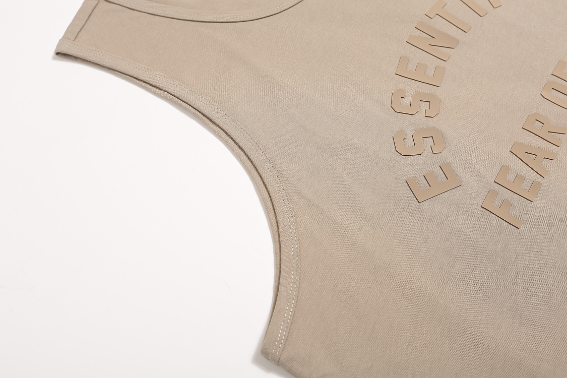 FEAR OF GOD ESSENTIALS T恤服装 8