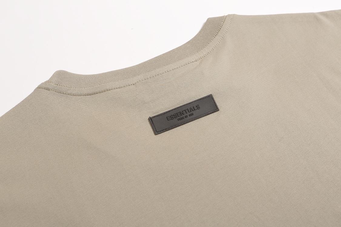 FEAR OF GOD ESSENTIALS T恤背心服装 9