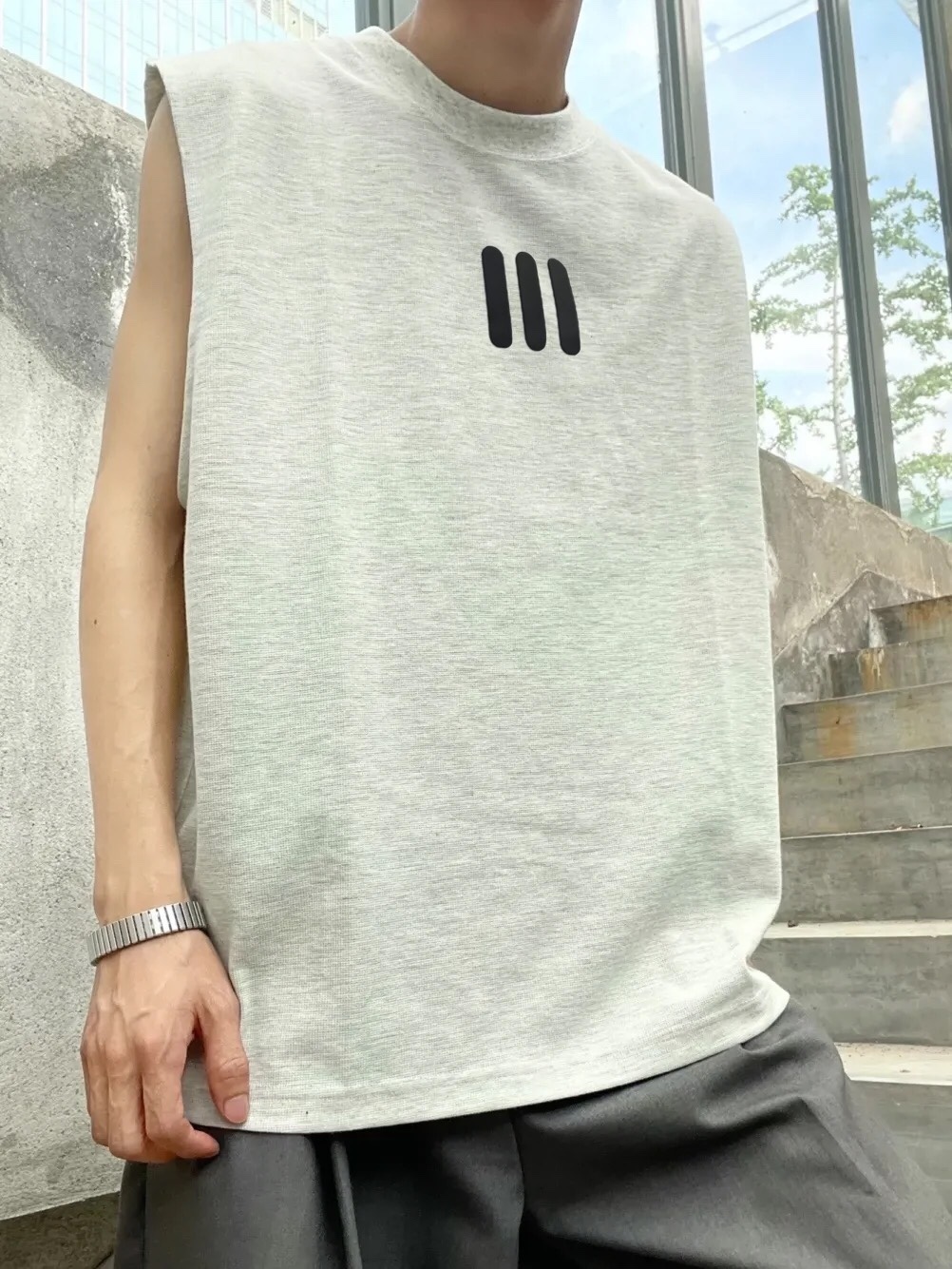 FEAR OF GOD ESSENTIALS T恤背心服装 3