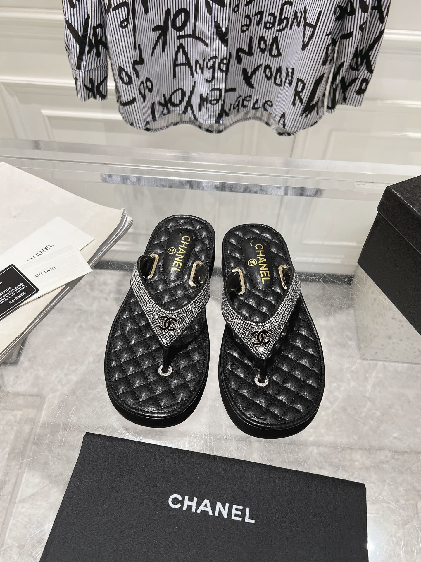 Chanel Shoes Flip Flops Sandals Slippers Cowhide Spring/Summer Collection