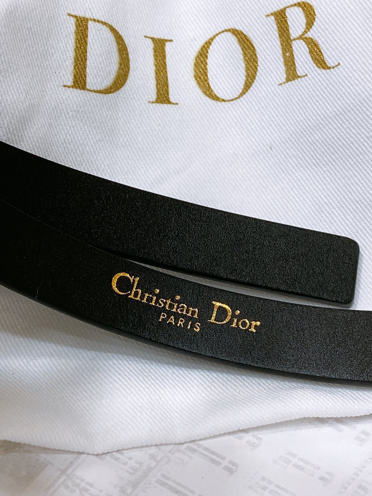 DiorMontaigneJolieBelt光滑小牛皮和白色树脂珍珠饰有*ChristianDior*标