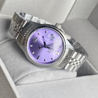 Vivienne Westwood Orb Date 29mm detail 4