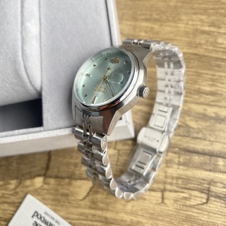 Vivienne Westwood Orb Quartz 29mm detail 2