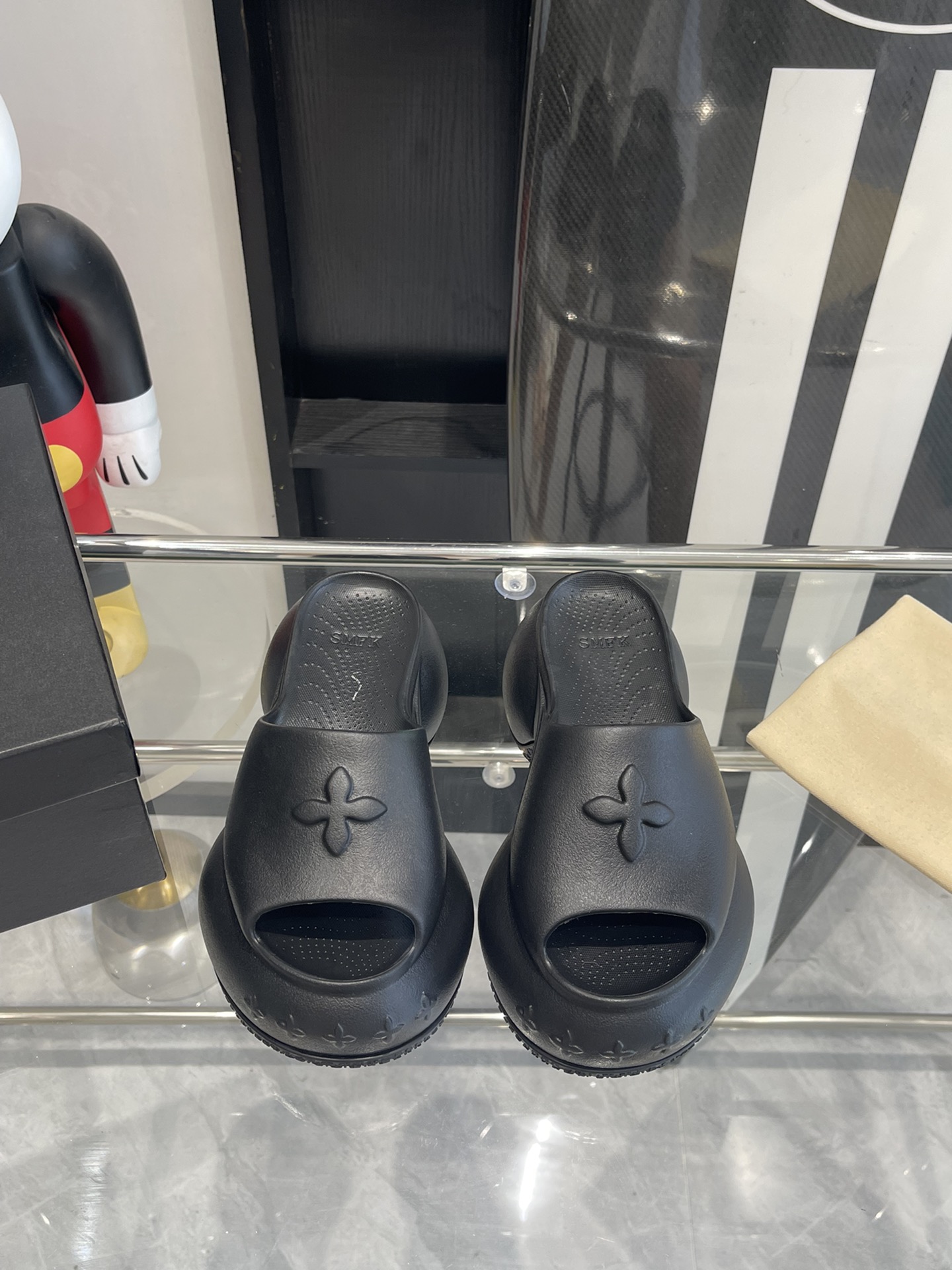 “Comfortable and Stylish Smfk 24s Shoes for Spring and Summer” - 图片 1