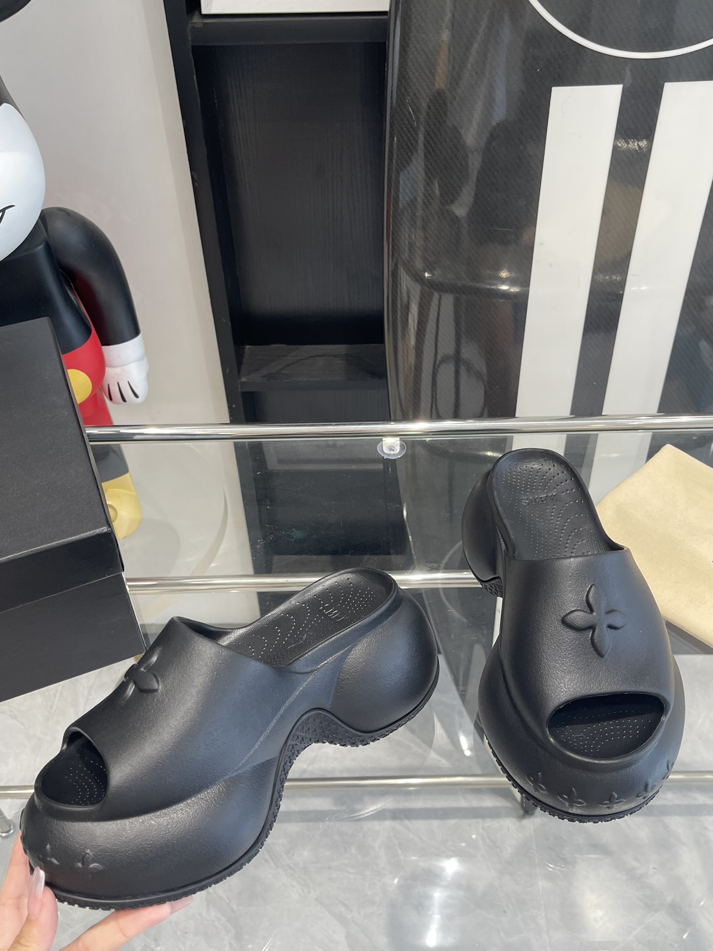 “Comfortable and Stylish Smfk 24s Shoes for Spring and Summer” - 图片 4