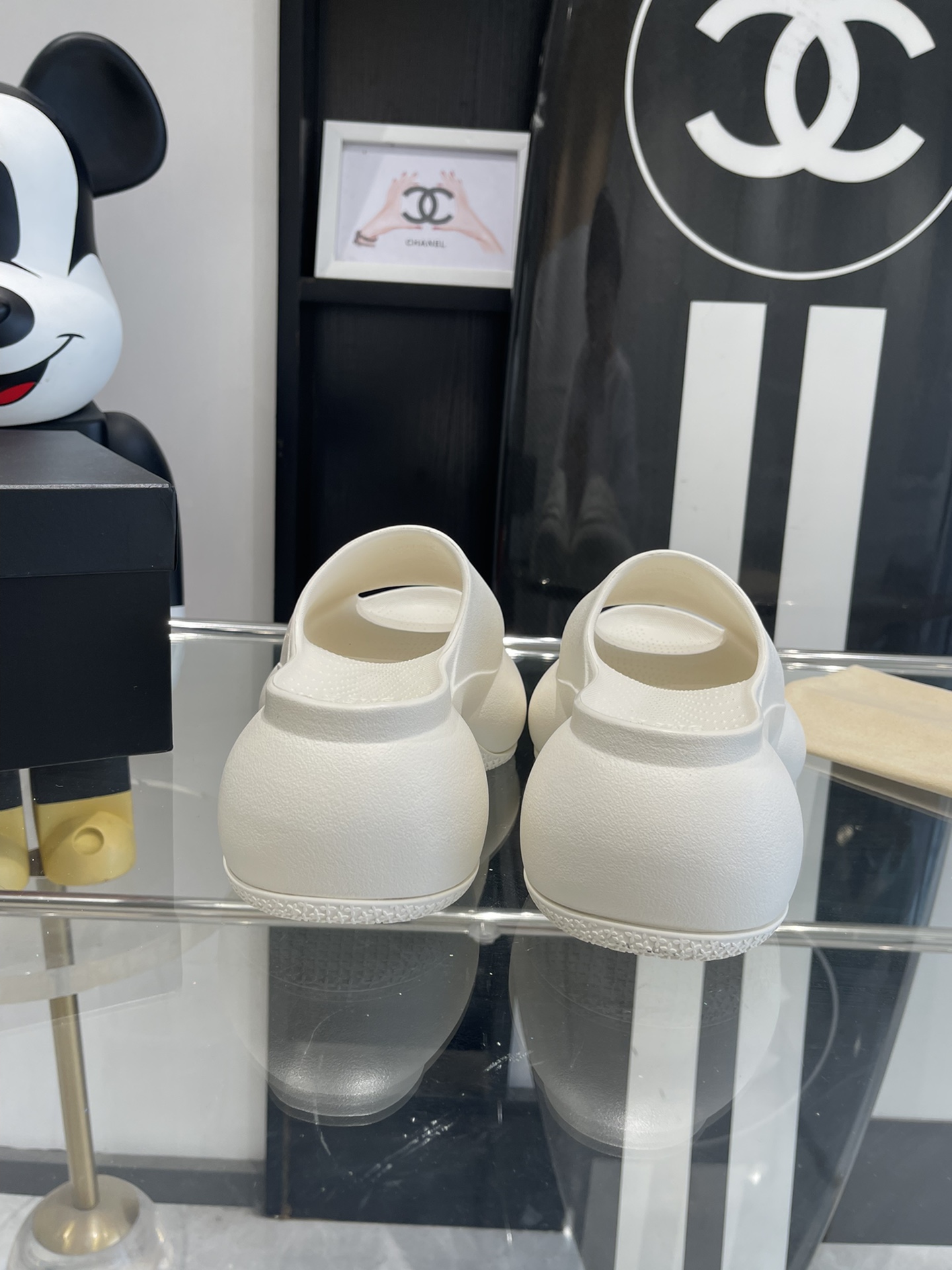 “Comfortable and Stylish Women’s Shoes for Spring and Summer in Various Colors” - 图片 8