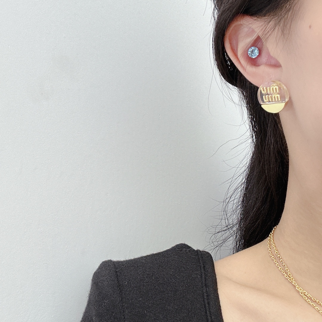 미우미우 귀걸이 60978 Miu Miu Earrings