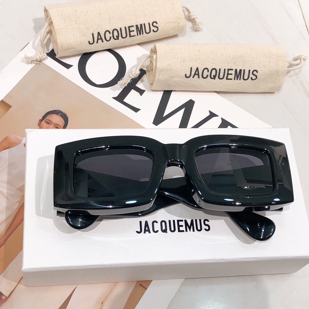 【JACQUEMUS】\n潮款小众品牌上新啦\nSIZE:--.