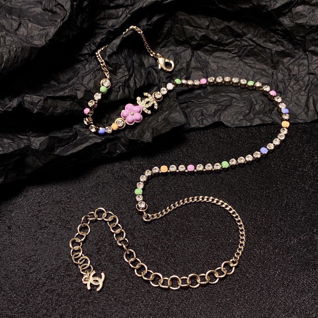 Chanel Jewelry Necklaces & Pendants Pink Set With Diamonds Fashion