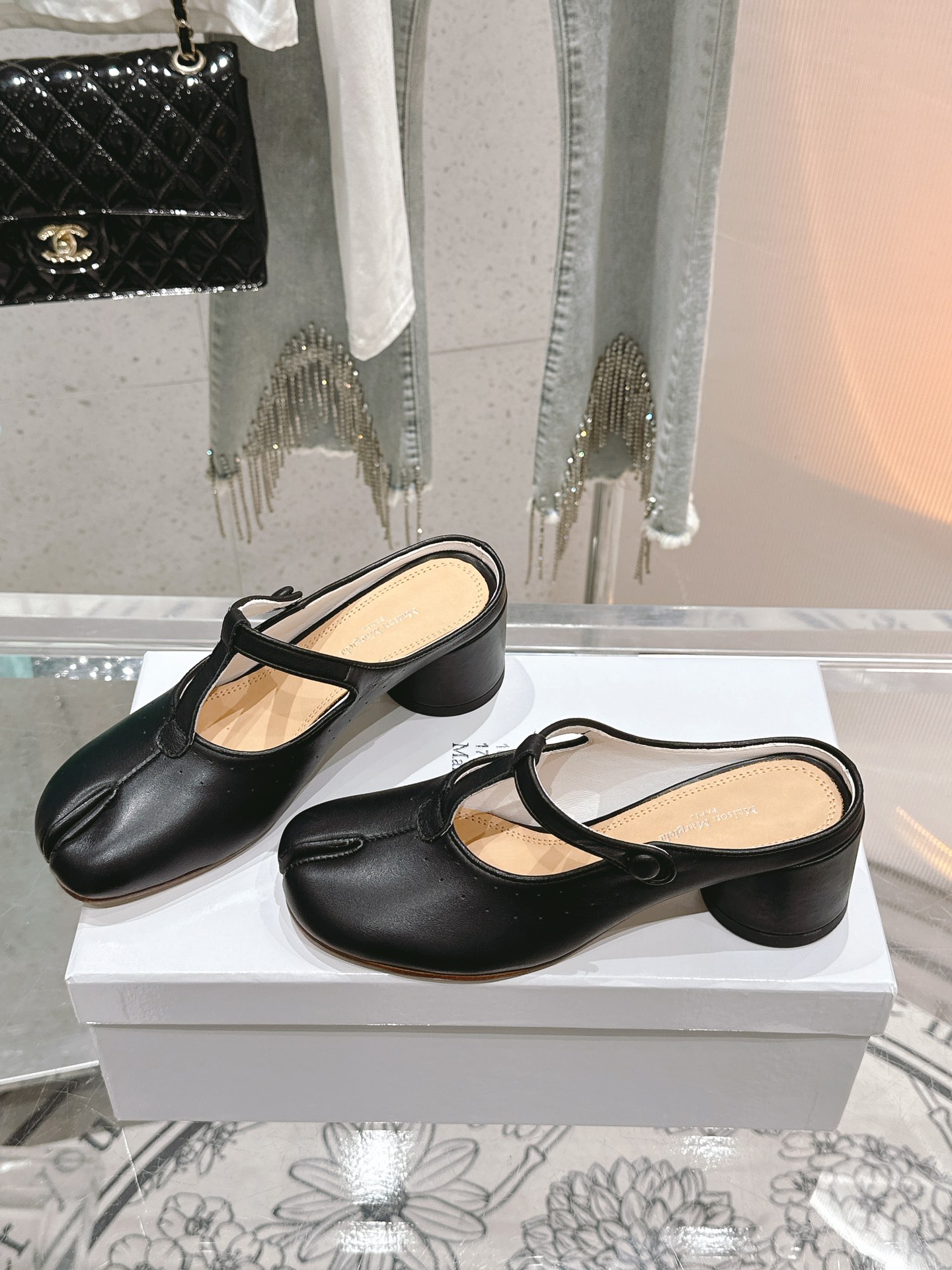 Top Quality Maison Margiela Ballerina Flat-Tabi Sole-Shoe Sandals in Cattle Skin, 35-40 Sizes - 图片 3