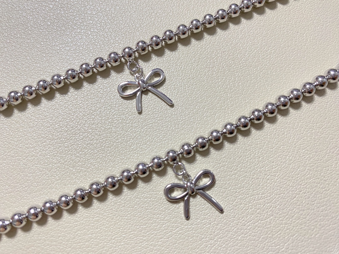 NO:360852,Tiffany bow Buddhist bead bracelet The most exciting bracelet, gentle and sweet style, Tiffany bracelet, tiffany, bracelet19860909蒂芙妮蝴蝶结佛珠手链 最撩拨少女心的一款手链,温柔甜美风,蒂芙尼手链,tiffany,bracelet,Jewelry