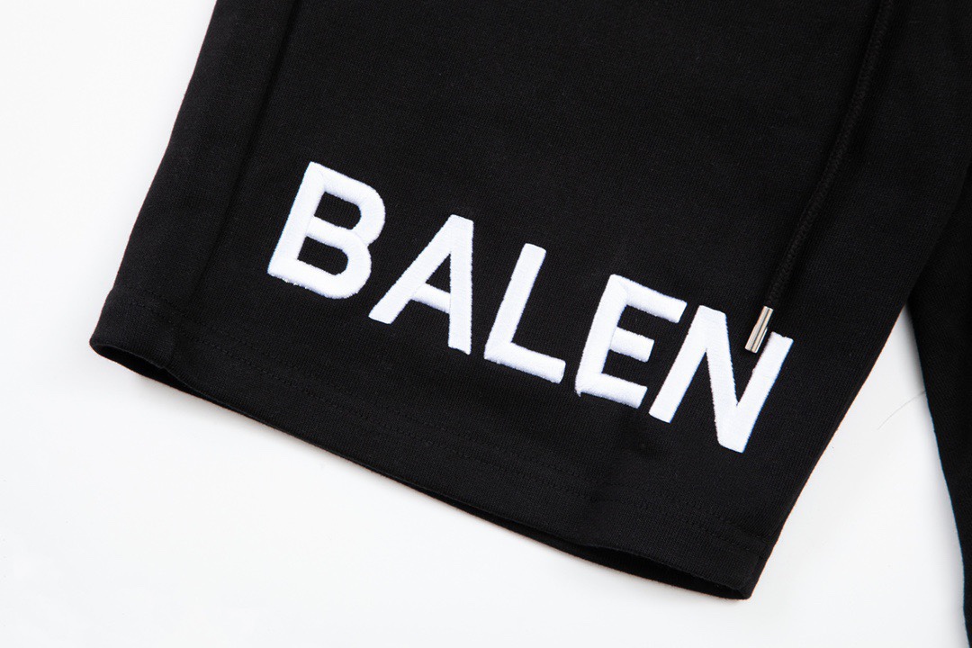 巴黎世家/Balenciaga 春夏新品 立体字母刺绣休闲短裤五分裤