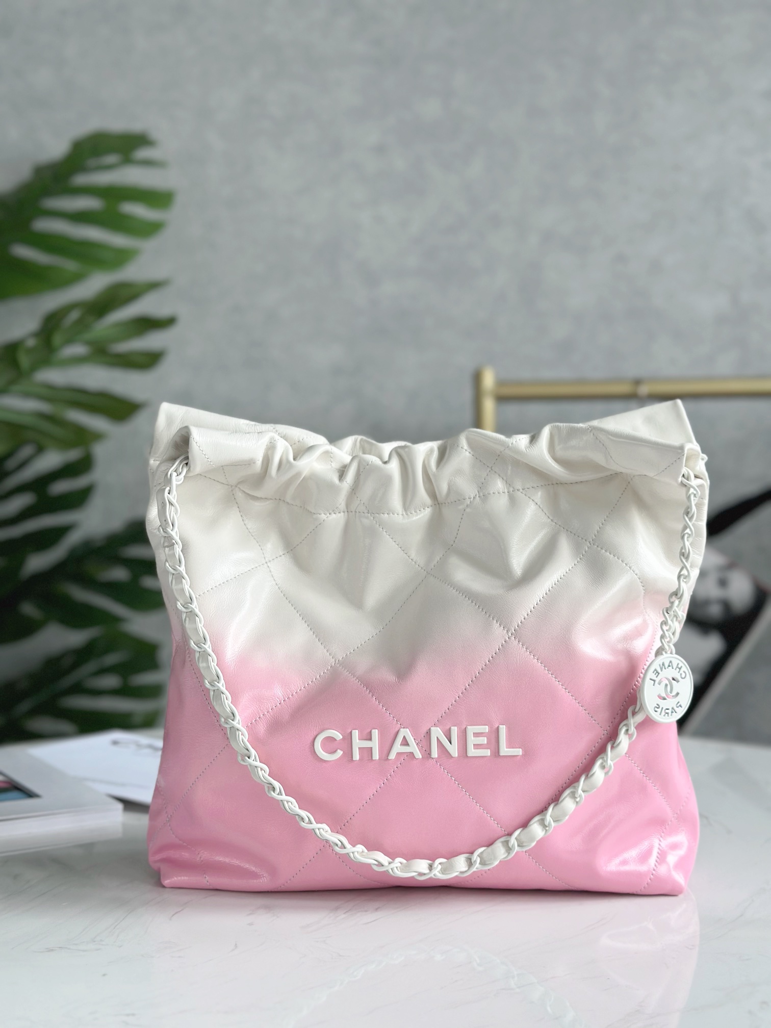 Chanel in linea
 Gioielleria Collane & Ciondoli Rosa Openwork