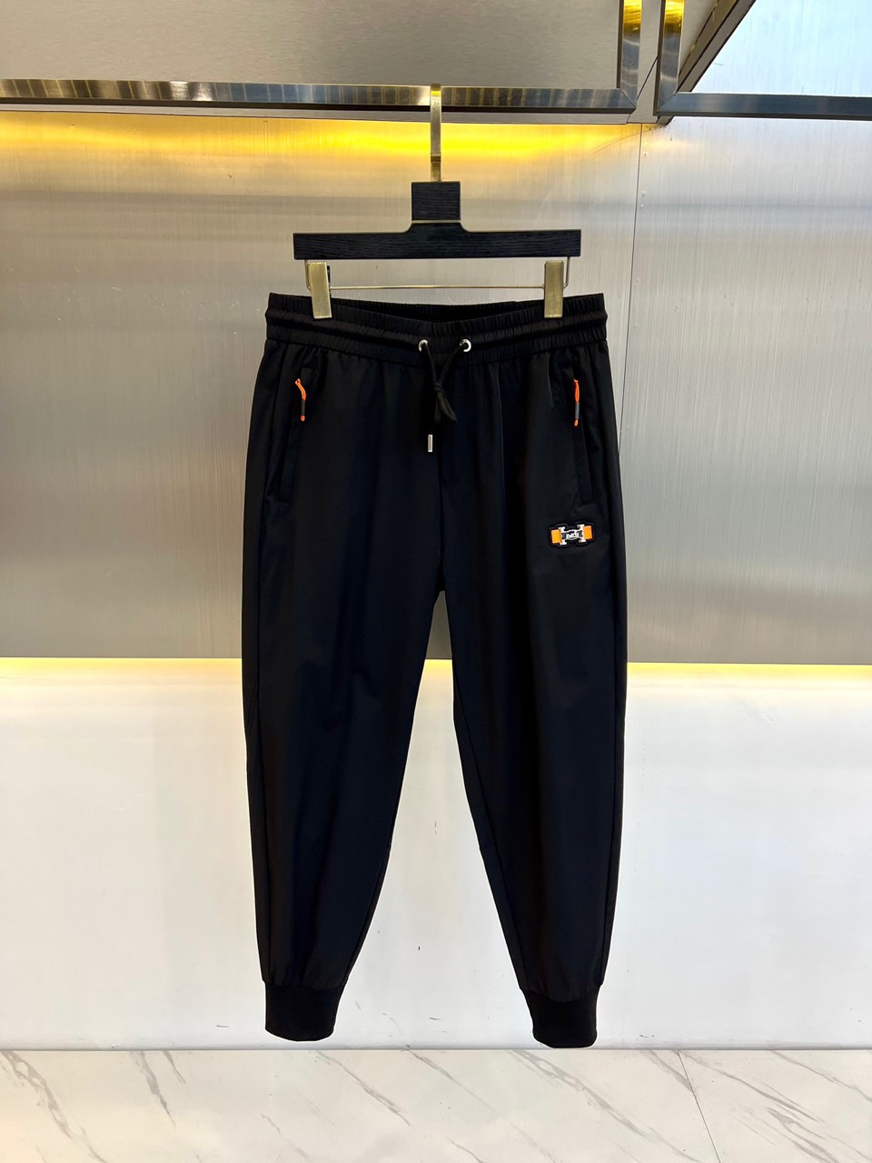 Hermes Boutique
 Vêtements Culottes & Pantalons Collection printemps – été Peu importe