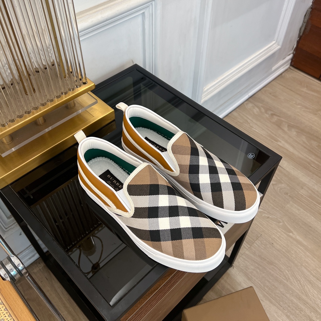 2024 Burberry Lovers Collection: BBR Classic Series with Rare Materials. - 图片 2