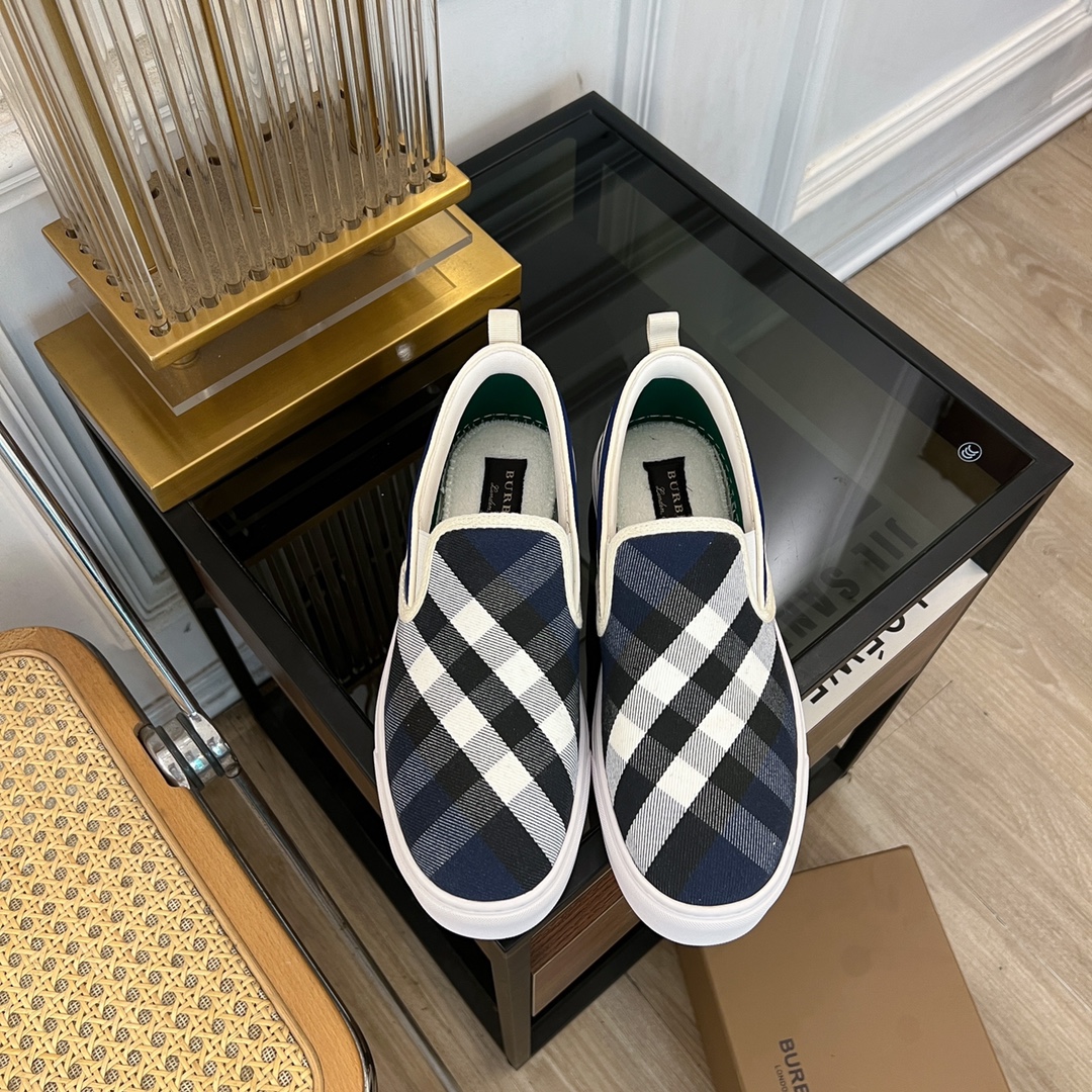 2024 Burberry Lovers Collection: BBR Classic Series with Rare Materials & Fine Craftsmanship - 图片 1