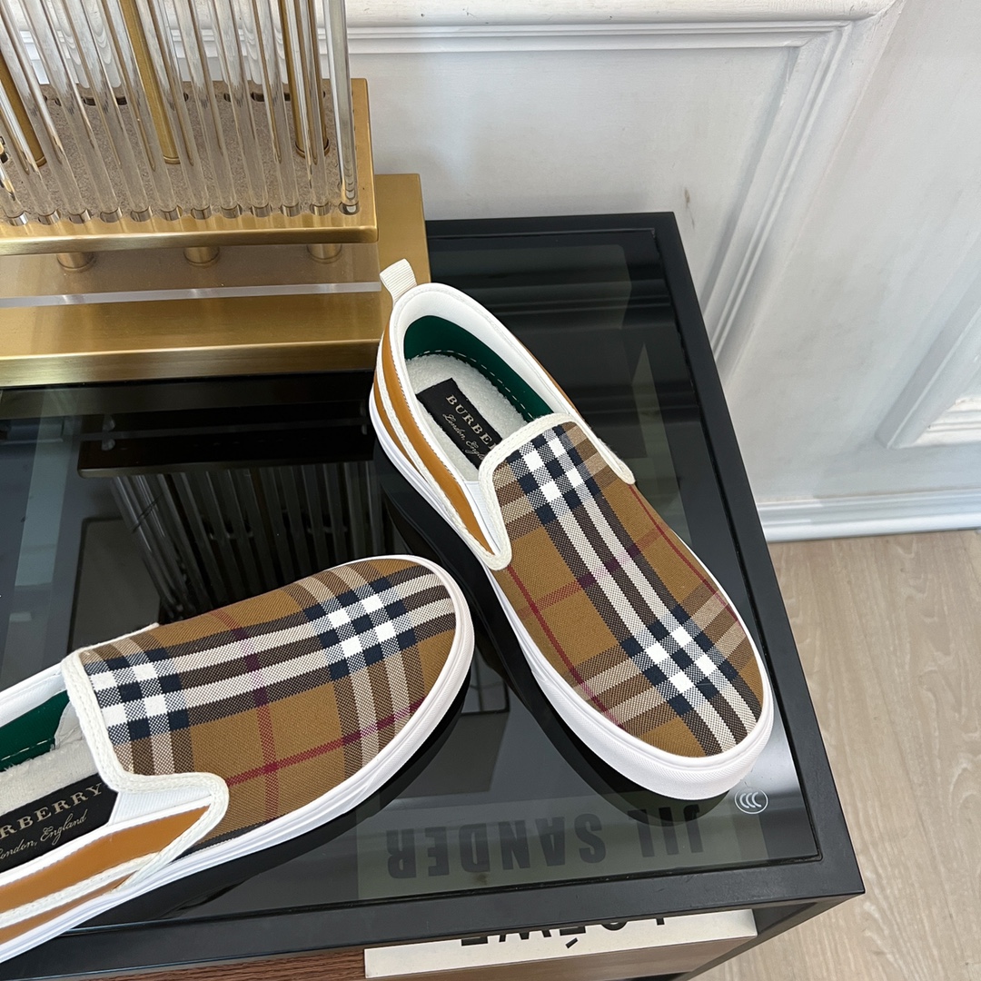 2024 Burberry Lovers Collection: BBR Classic Series with Rare Materials. - 图片 8