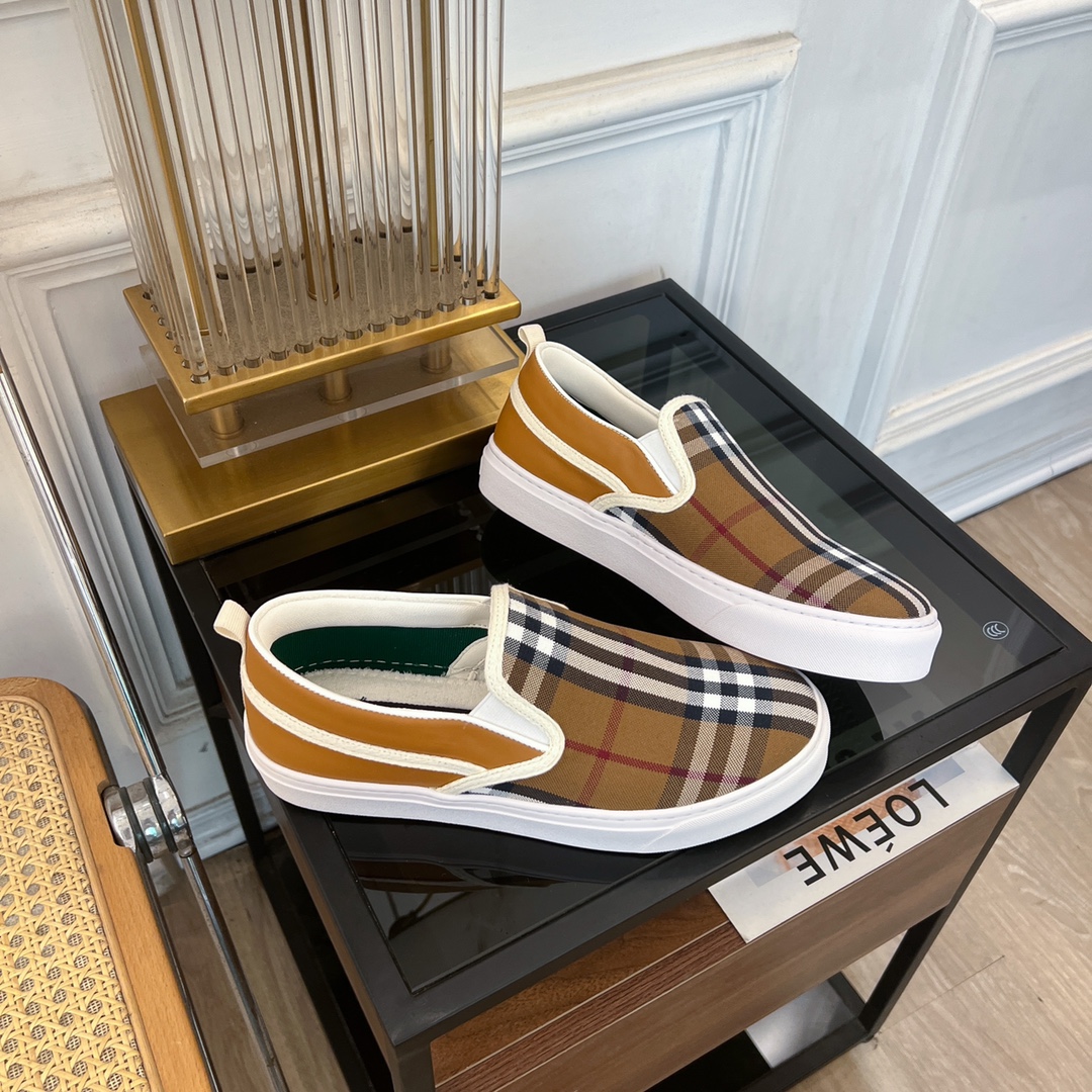 2024 Burberry Lovers Collection: BBR Classic Series with Rare Materials. - 图片 4