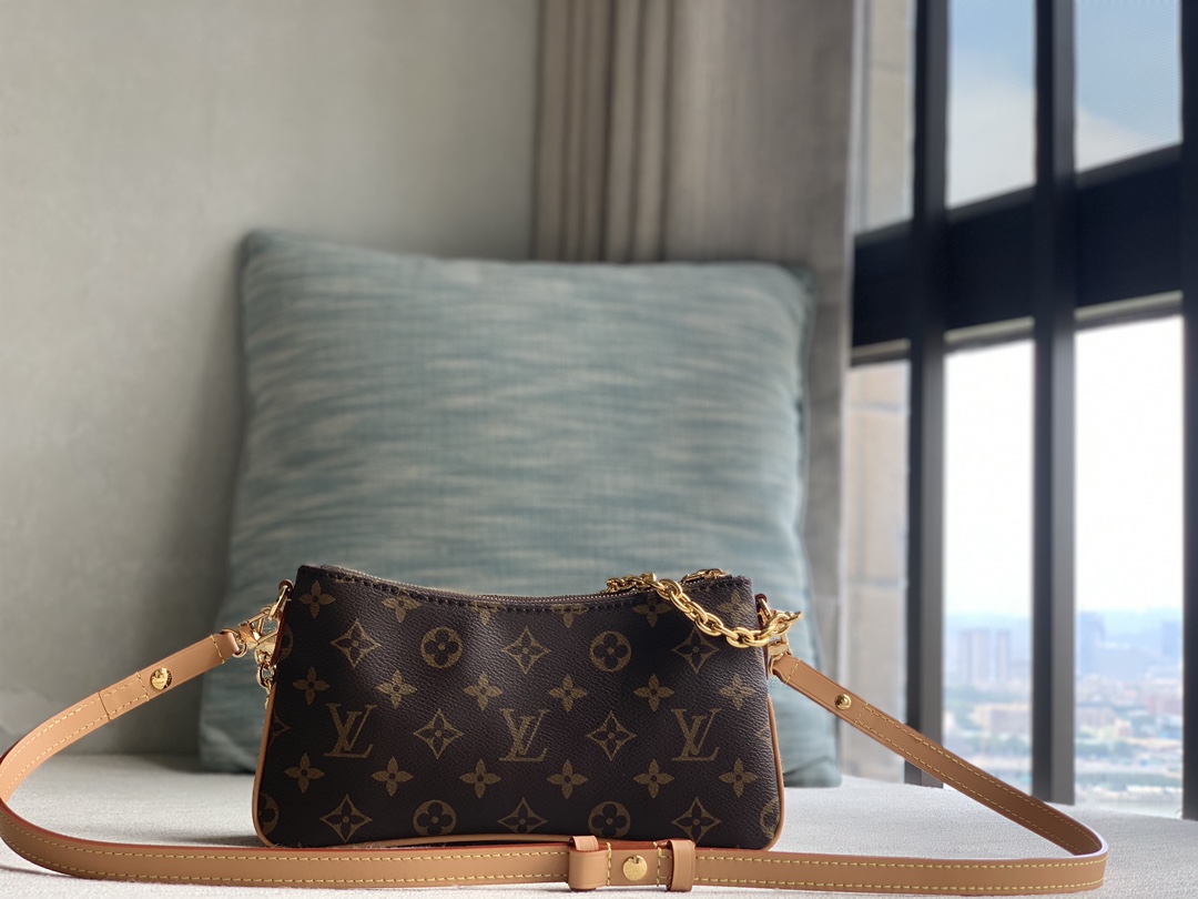 Louis Vuitton Rare edition counter [Liv pochette handbag] M83008 Presbyopia