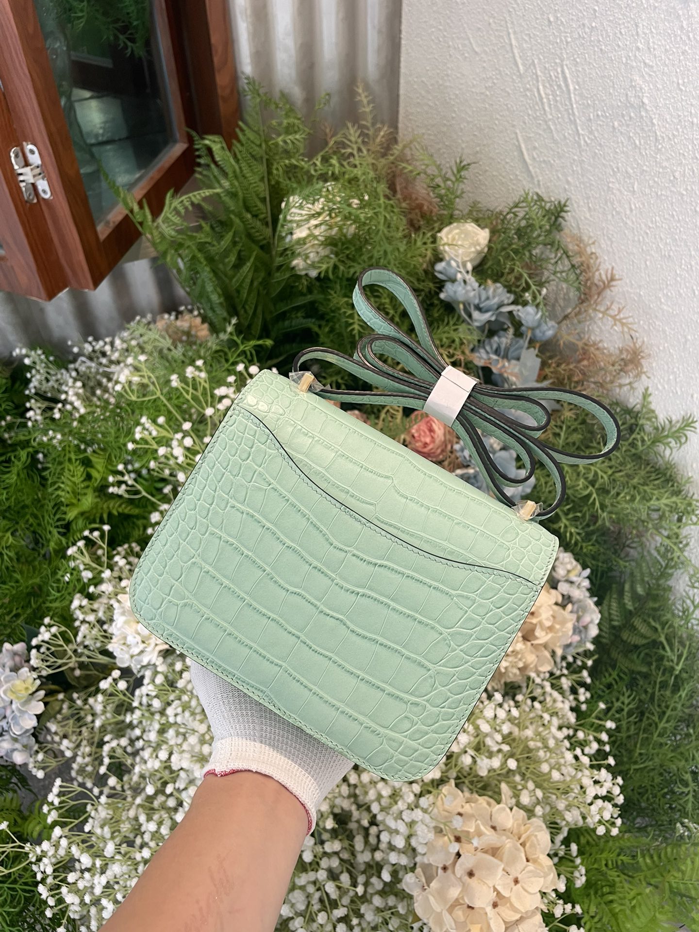 Elegant Constance 18cm Crocodile Pattern Shoulder Bag with Gold-Silver Hardware 3 i1716964762 915 2