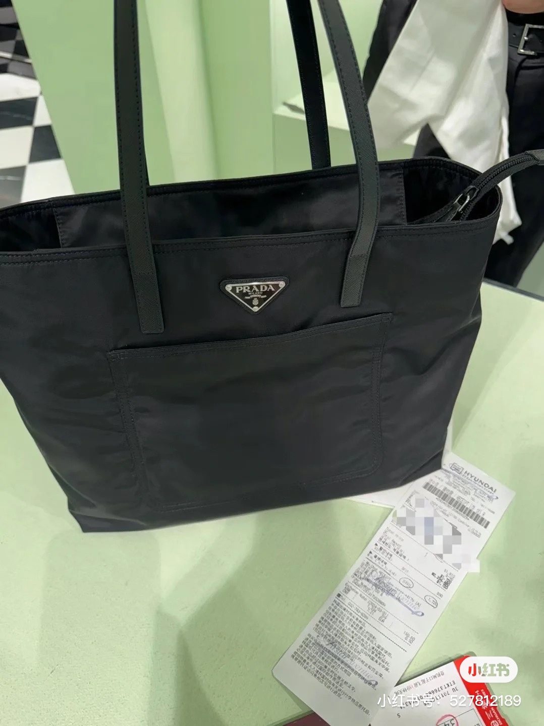 Fashion Replica
 Prada Handbags Tote Bags
