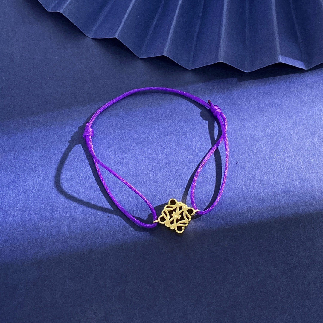 Loewe Fashion Jewelry Collection: Square Geometry in 16 Colors with Brass Material - 图片 6