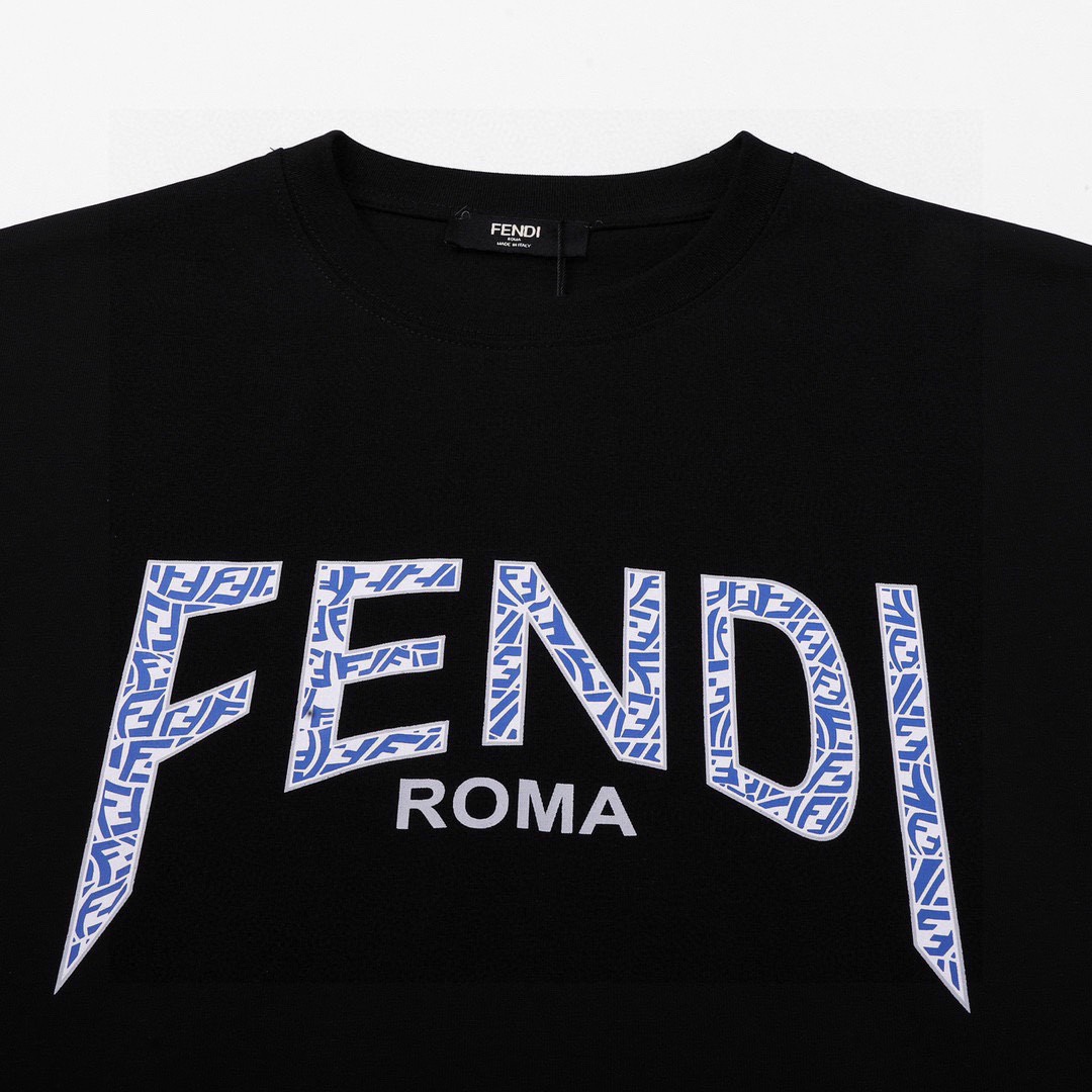 140 芬迪/Fendi 夏季新品高端品质 经典立体印花撞色领短袖T恤