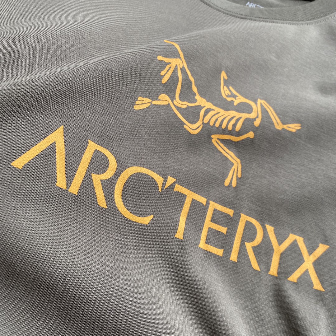 
高品质代工厂级别🆕🖤ARC`TERYX / 始祖鸟天花板级别三色基础款纯棉男女大Logo印花短袖T恤
