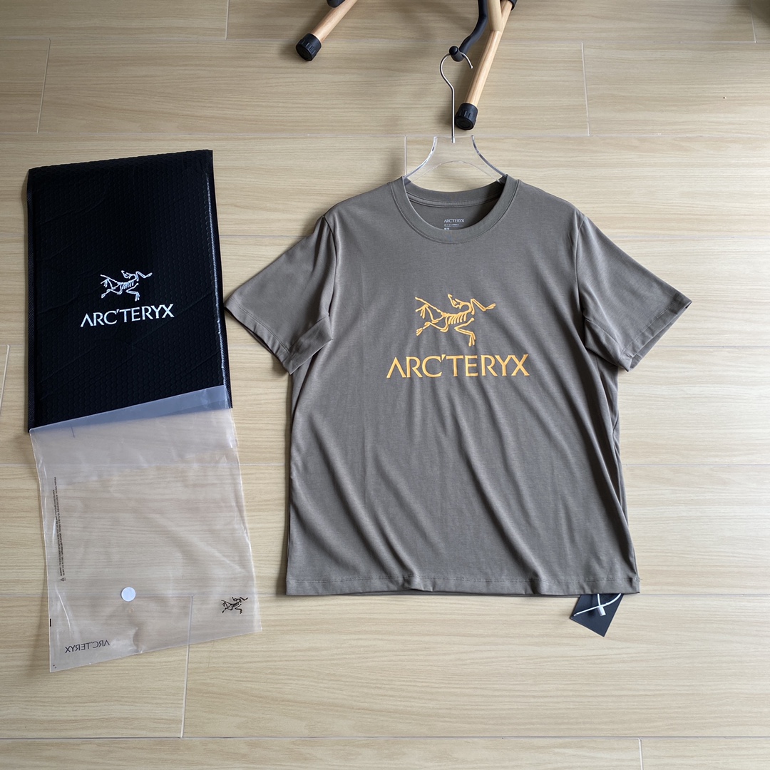 
高品质代工厂级别🆕🖤ARC`TERYX / 始祖鸟天花板级别三色基础款纯棉男女大Logo印花短袖T恤
