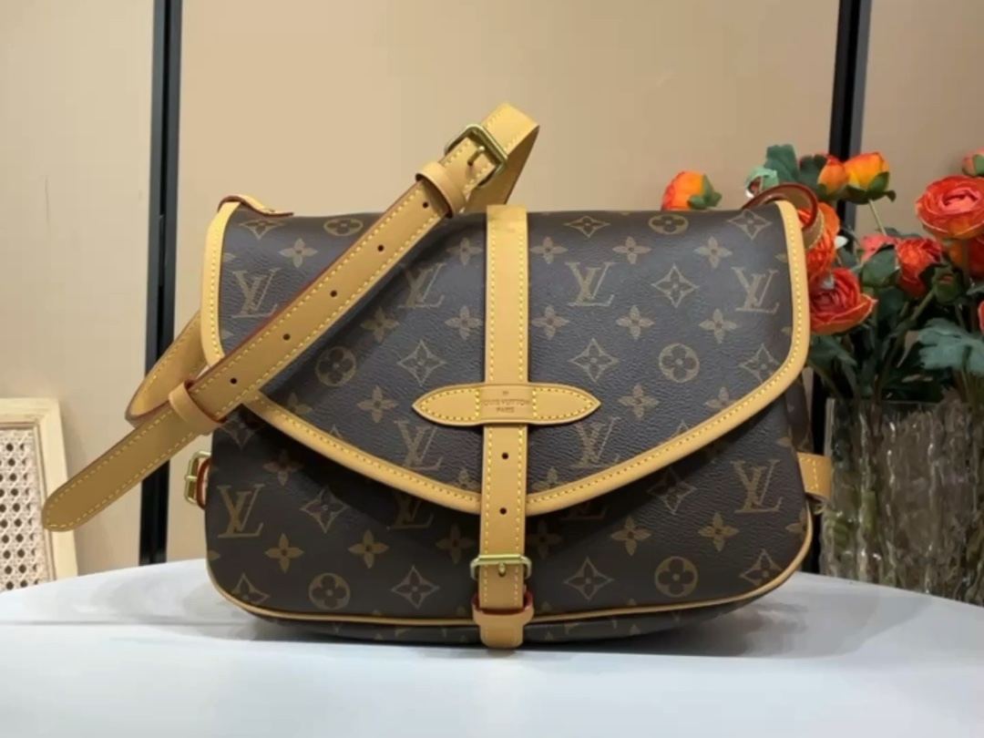 【SAUMUR 小号中古手袋 】M4 老花（双子星）小视频 YSiExLBAG