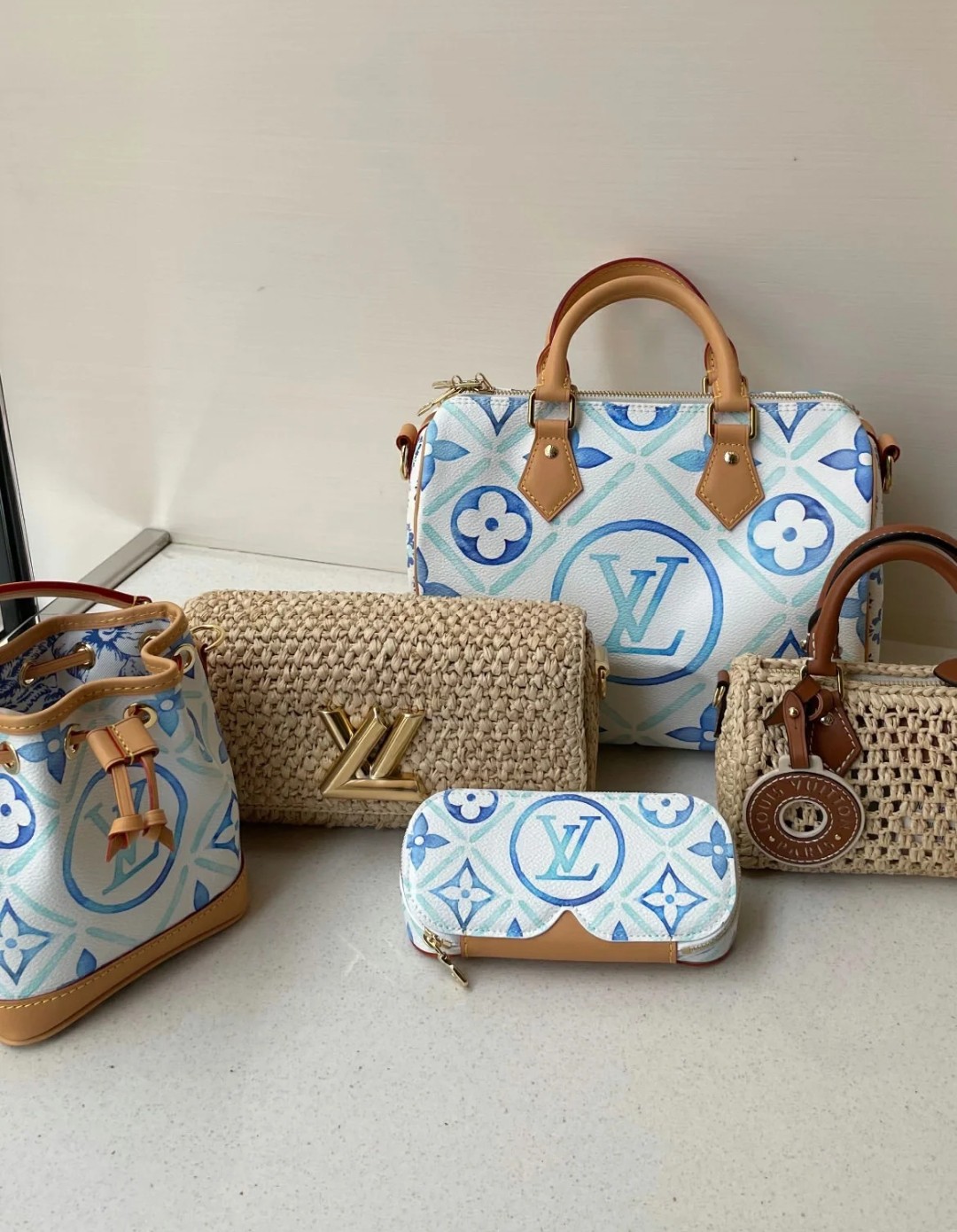 Louis Vuitton LV Nano Noe Sacs À Main Bleu Série d’été M83620