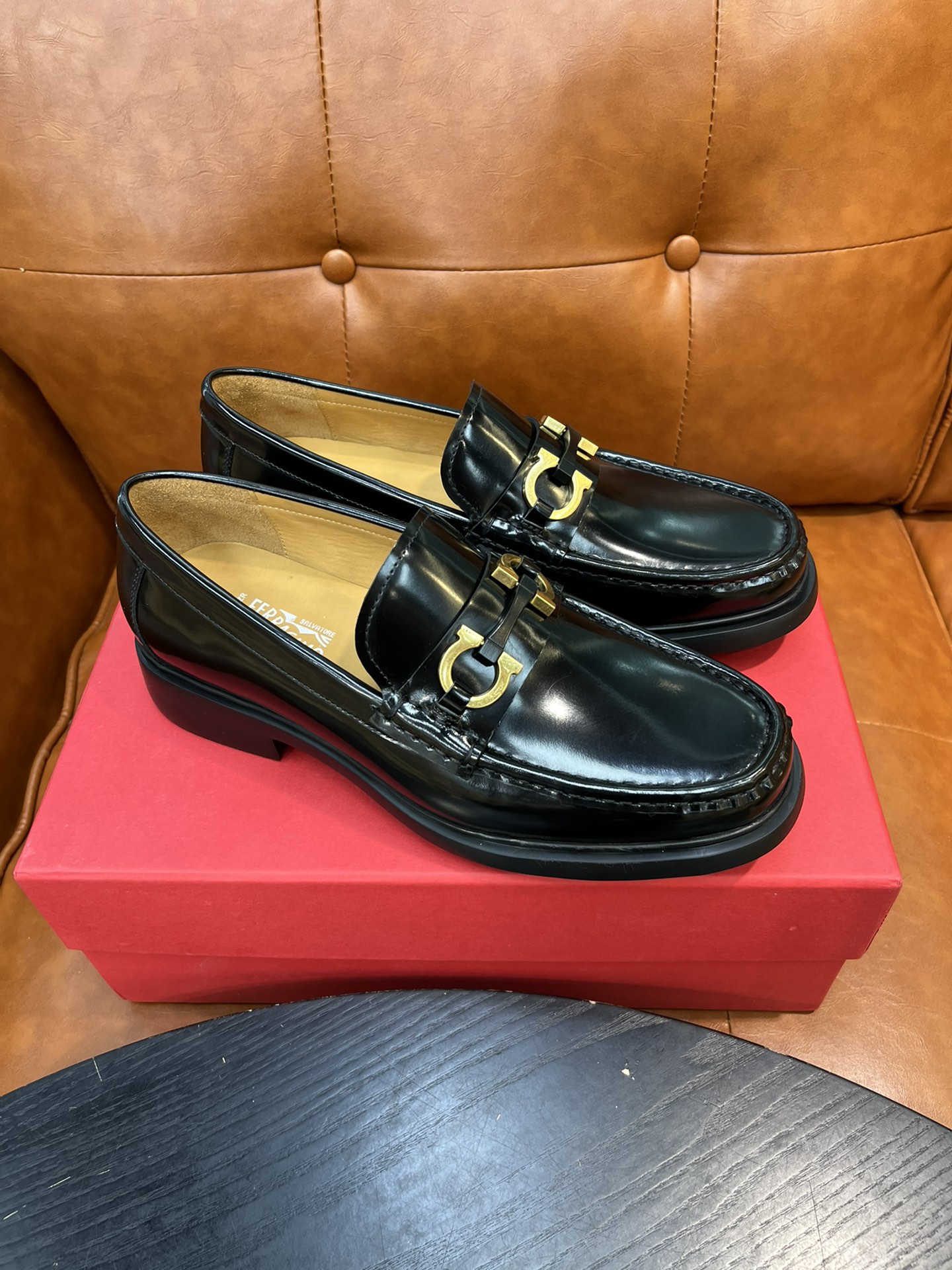 Salvatore Ferragamo Black Leather Loafers with Metal Ornament 9 i1717145471 3914 8