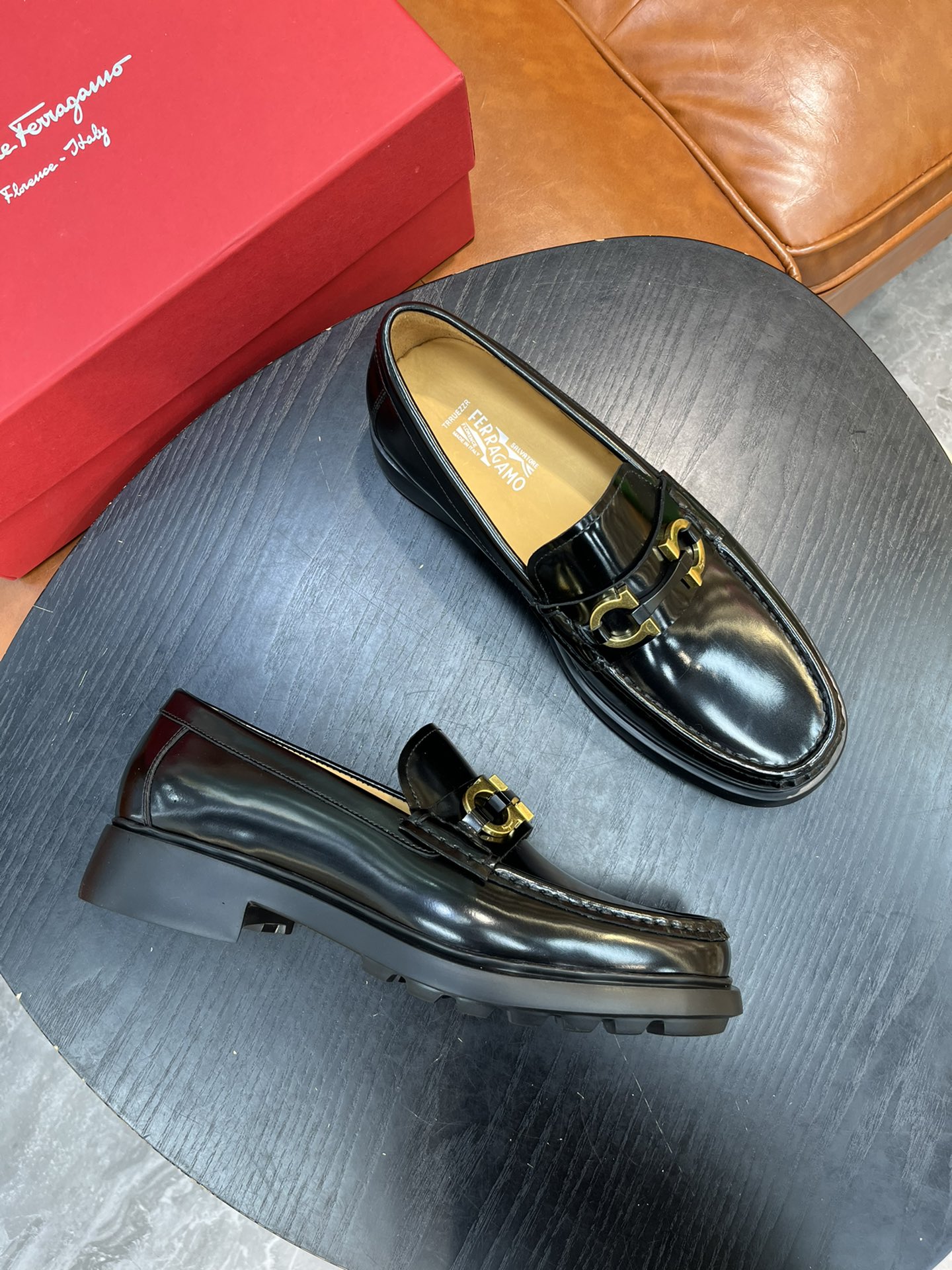 Salvatore Ferragamo Black Leather Loafers with Metal Ornament 8 i1717145471 6792 7