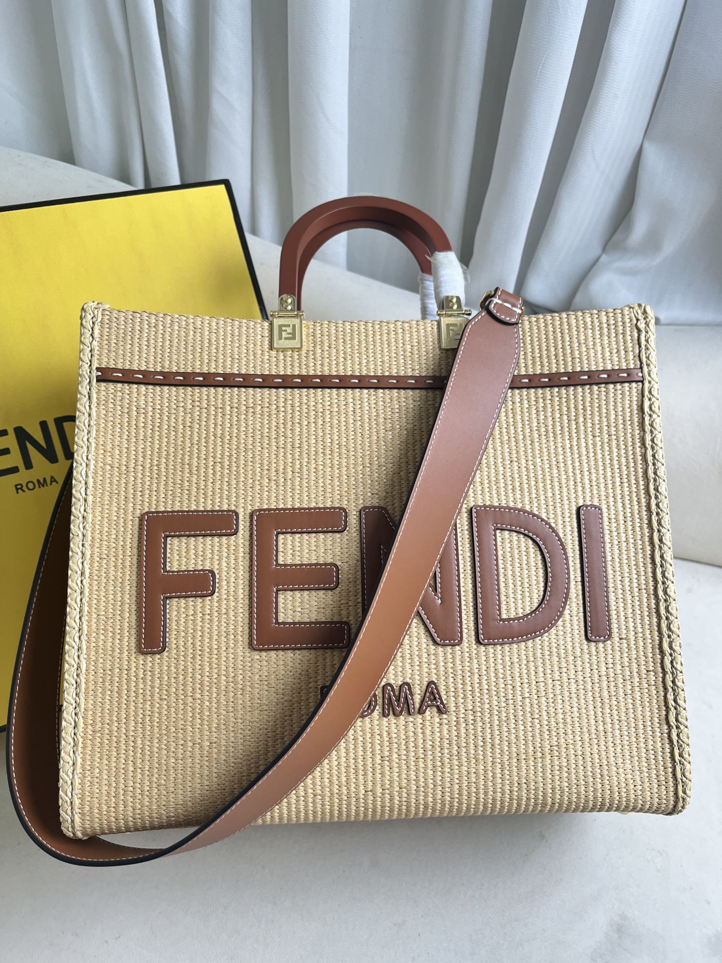 Fendi Sunshine Raffia Tote Bag, Summer Woven Handbag, 31x17x35cm 2 i1717161454 8767 0