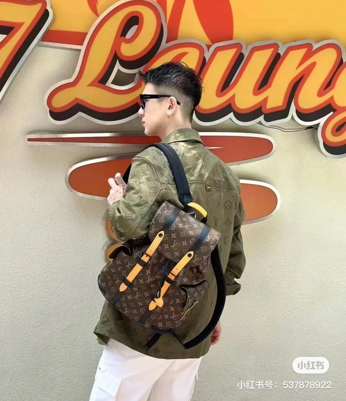 Louis Vuitton AAAAA+
 Bags Backpack Unisex