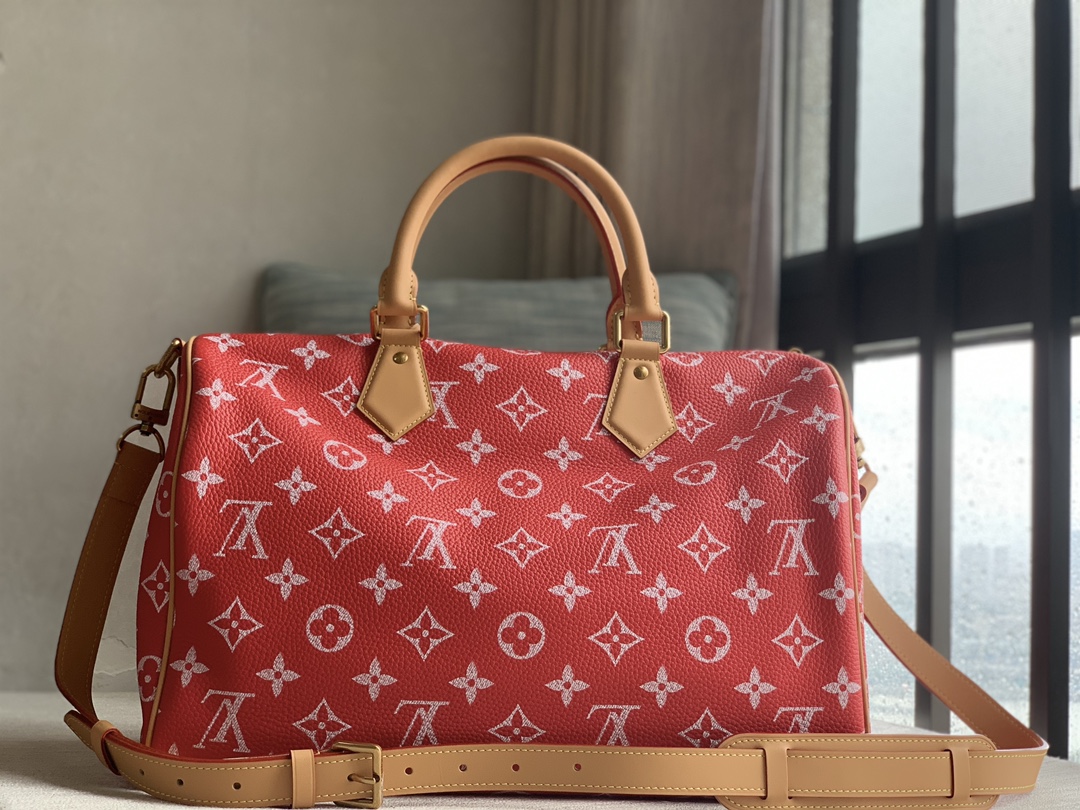 Louis Vuitton Rare edition counter expensive goods [SPEEDY P9 BANDOULIERE40 handbag] M24420 red