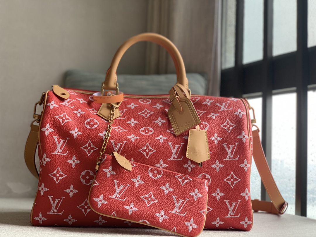 Louis Vuitton Rare edition counter expensive goods [SPEEDY P9 BANDOULIERE40 handbag] M24420 red
