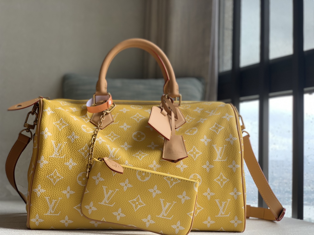 Louis Vuitton High-end matching counter expensive goods [SPEEDY P9 BANDOULIERE40 handbag] M24419 yellow