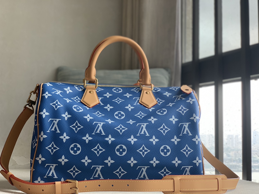 Louis Vuitton Rare edition counter inspection Xiaogui [SPEEDY P9 BANDOULIERE40 handbag] M24418 blue