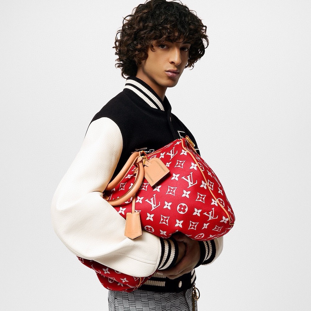 Louis Vuitton SPEEDY P9 BANDOULIERE40 HandbagM24420 Red Premium Picture