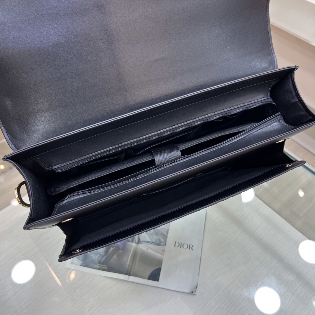 🌹Montblanc International(万宝龙)🔥万宝龙新款男士定型公文包,采用进口牛皮制作,