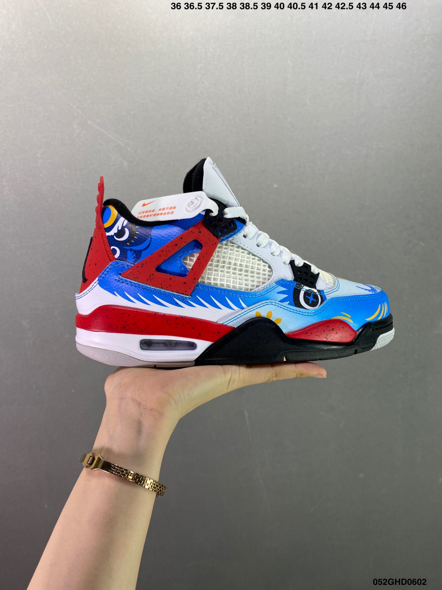 公司级✅Air Jordan 5 Low ”Expression“ AJ5 乔5 篮球鞋 DA8016-100#鞋款采用绒面革抽象设计鞋面，搭配黑色 Jumpman 标志，其他细节包括绒面革鞋舌1