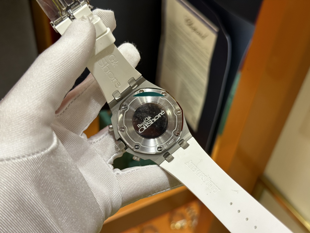 爱彼 Audemars Piguet 高级成衣风衣外套及大衣服饰 #0F311EC9 8