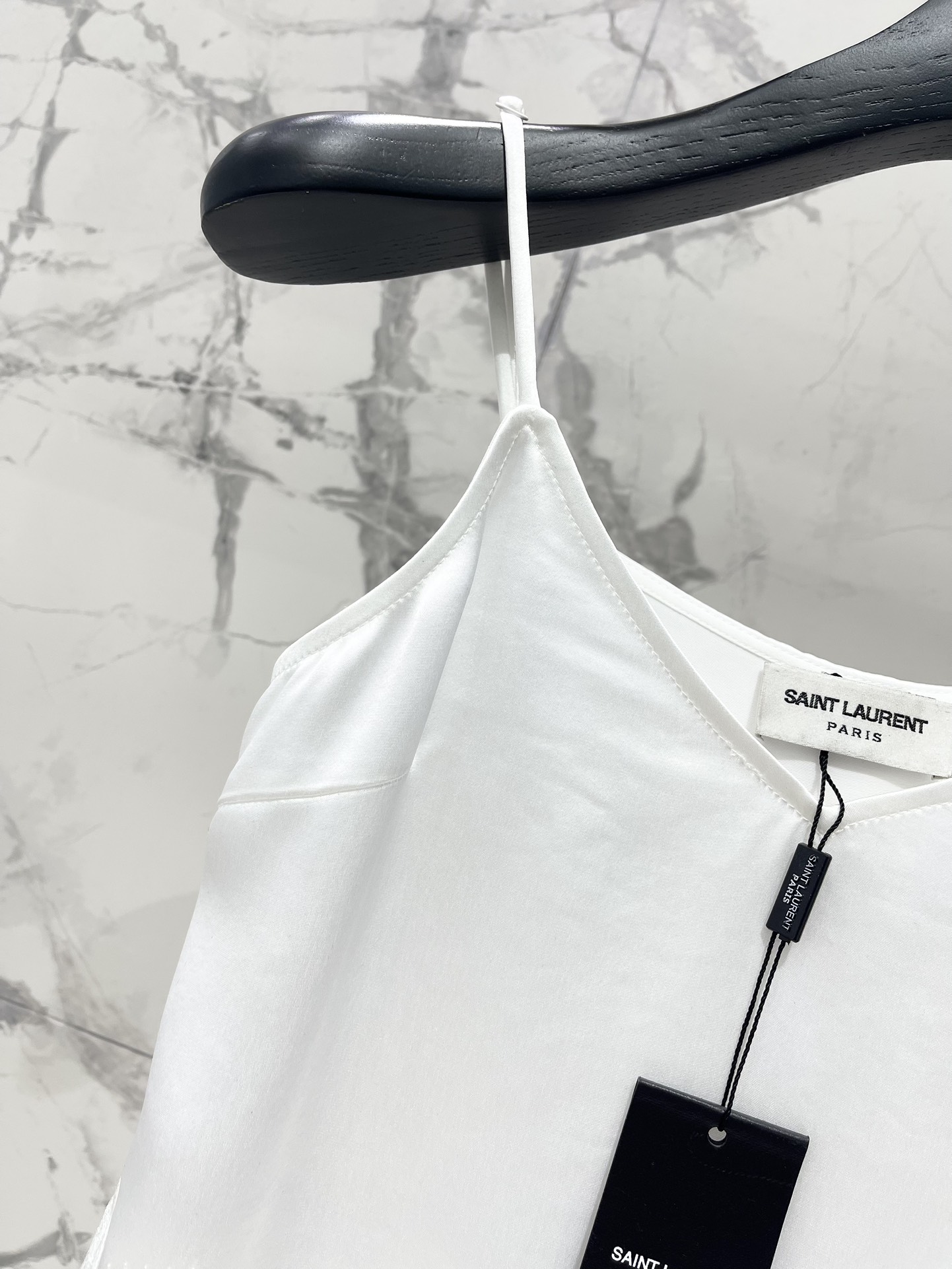 Шелковый топ с кружевом Saint Laurent