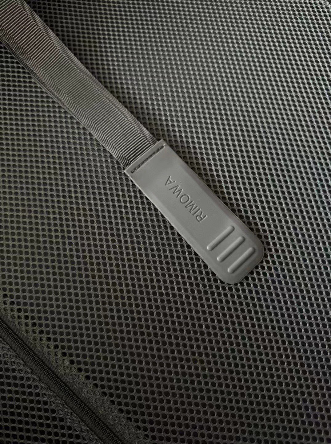 _dvR9sJcdJ4om6RM6UfX5X7NdCAraBC5lHcNzAjw