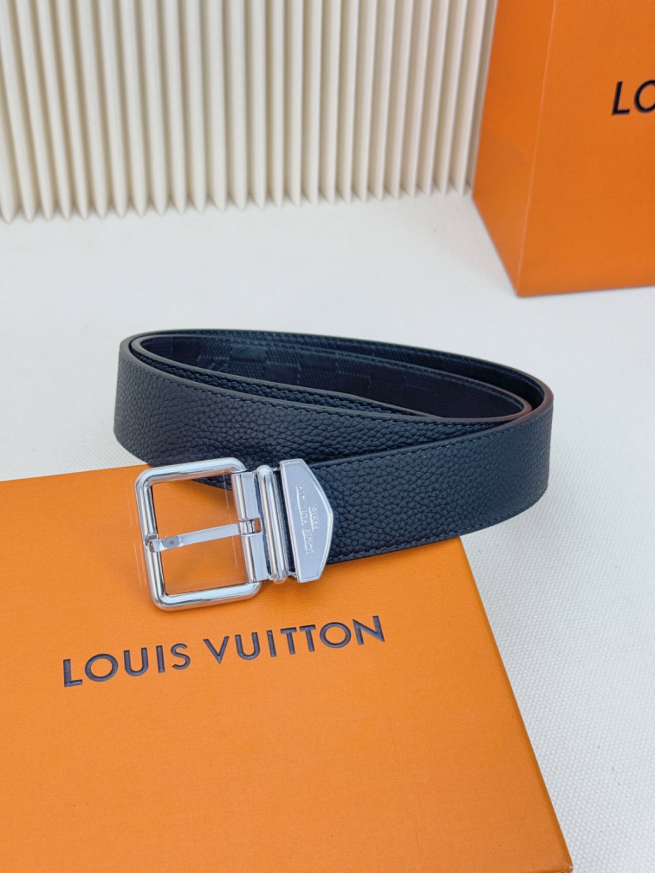 路易威登 Louis Vuitton 高定典藏名品高定成衣时装外套连衣裙衬衫T恤 #0043D568 3